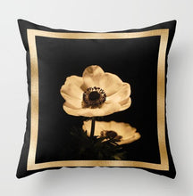 Load image into Gallery viewer, Bronzing Geometric Pillow Cover